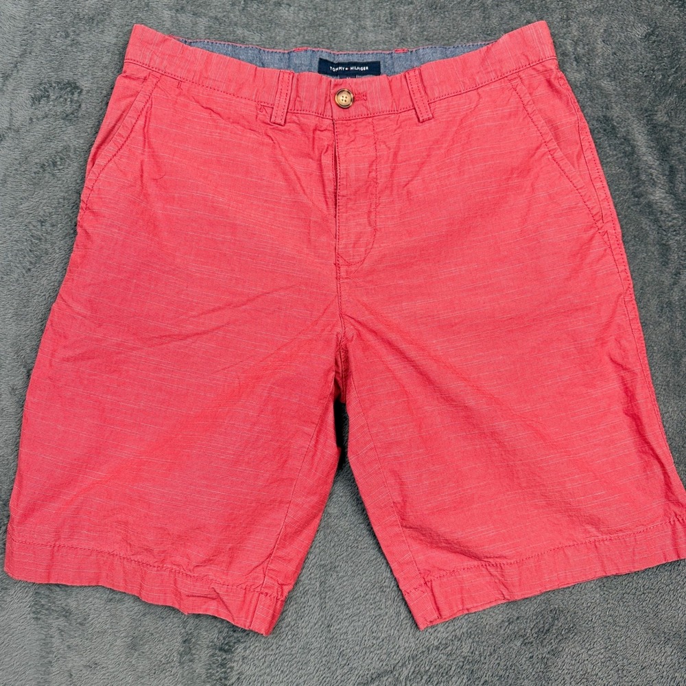 Tommy‎ Hilfiger Men's Red Striped Chino Shorts Size 32 Flat Front Casual